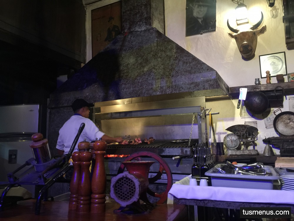 Quebracho Parrilla Argentina Restaurante Bar